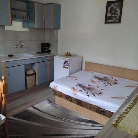 Уют И Топлина. Varna Exterior foto